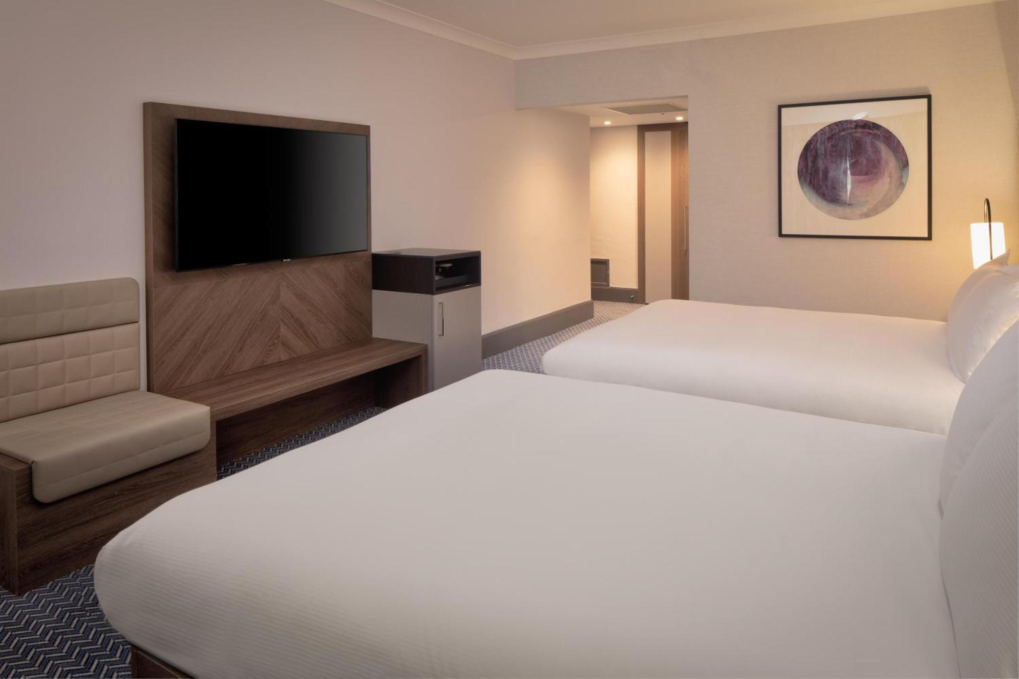Queen Room Two Queen Beds